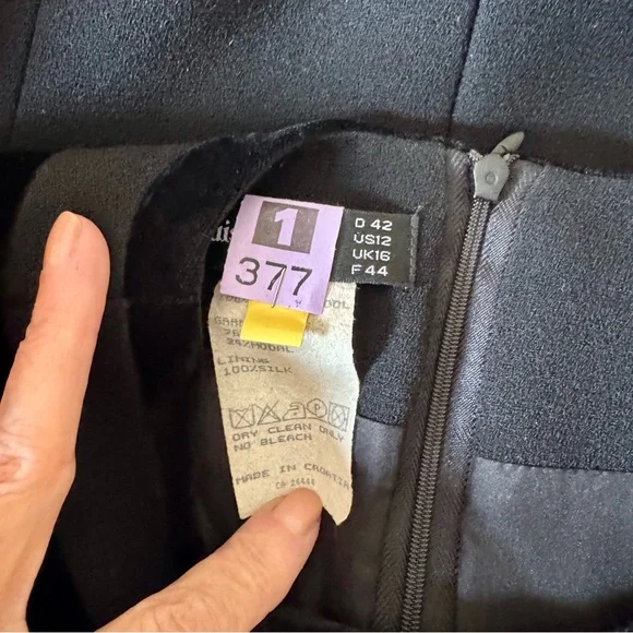 Vintage black crepe Louis Feraud long sleeve dress US 10/12 - Picture 10 of 13